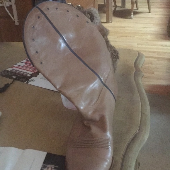 Cowboy boots - Picture 1 of 2